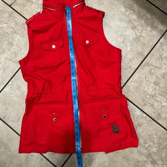 Louis Castel - Picture 4 of 7